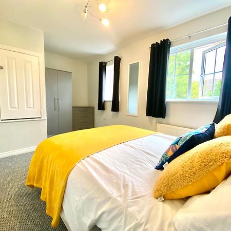Free Private Parking! Oakley House And Garden! Fully Equipped 4 Comfy Beds Vila Corby Exterior foto