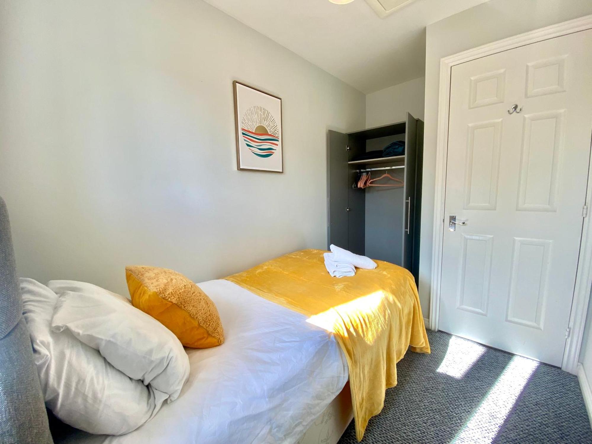 Free Private Parking! Oakley House And Garden! Fully Equipped 4 Comfy Beds Vila Corby Exterior foto
